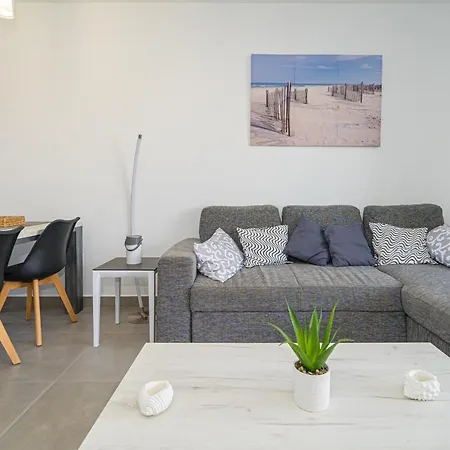 Apartment Narejos *