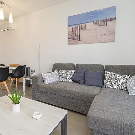 Apartment Narejos