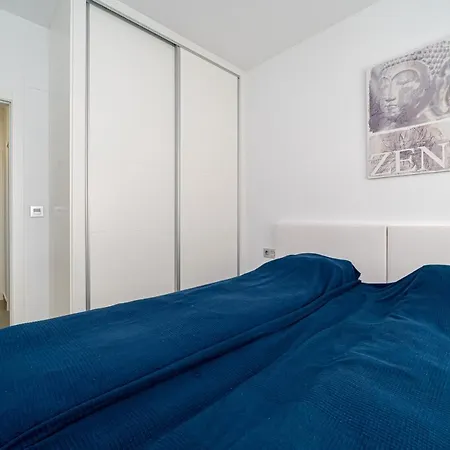 Apartment Narejos